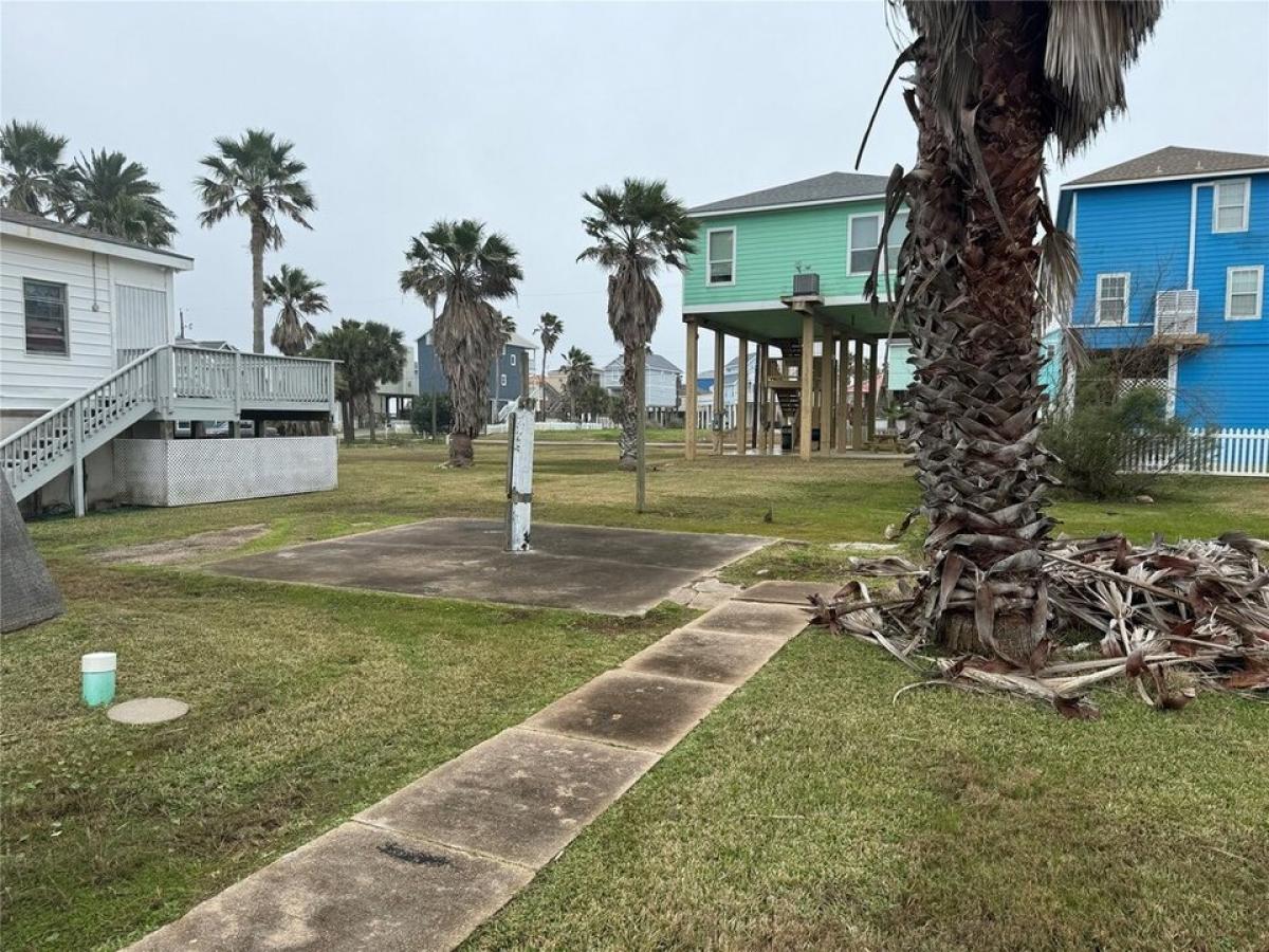 Picture of Residential Land For Sale in Galveston, Texas, United States