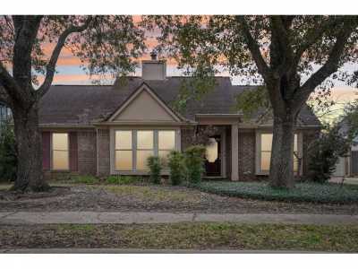 Home For Sale in Pearland, Texas