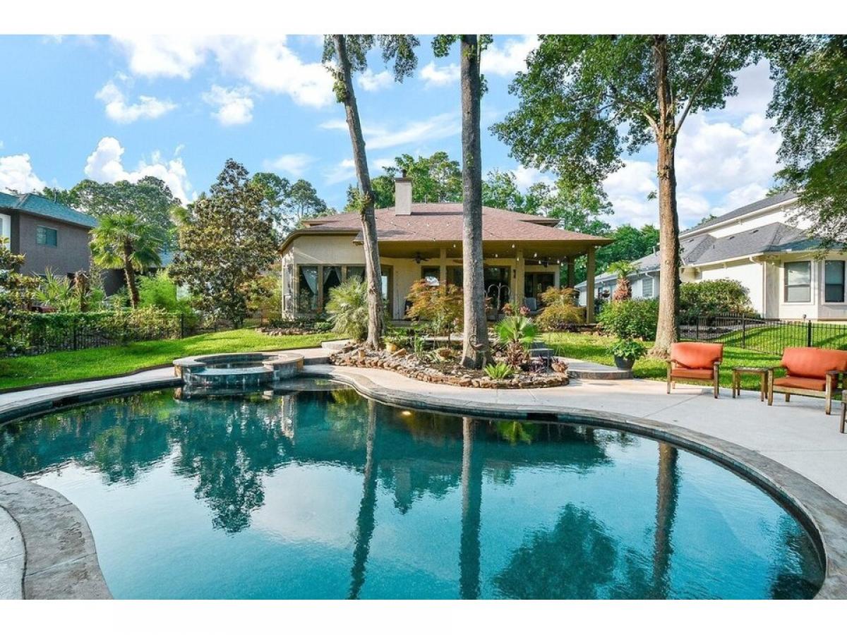 Picture of Home For Sale in Montgomery, Texas, United States