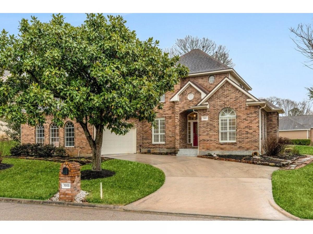 Picture of Home For Sale in Willis, Texas, United States