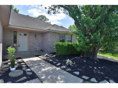 Home For Sale in Pearland, Texas