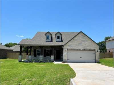 Home For Sale in Dayton, Texas