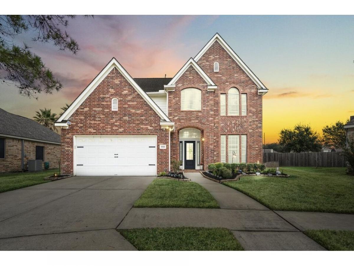 Picture of Home For Sale in Tomball, Texas, United States