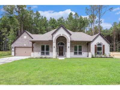 Home For Sale in Dayton, Texas