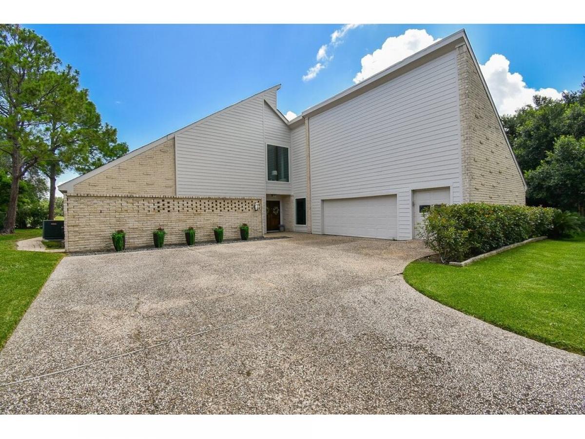 Picture of Home For Sale in Missouri City, Texas, United States