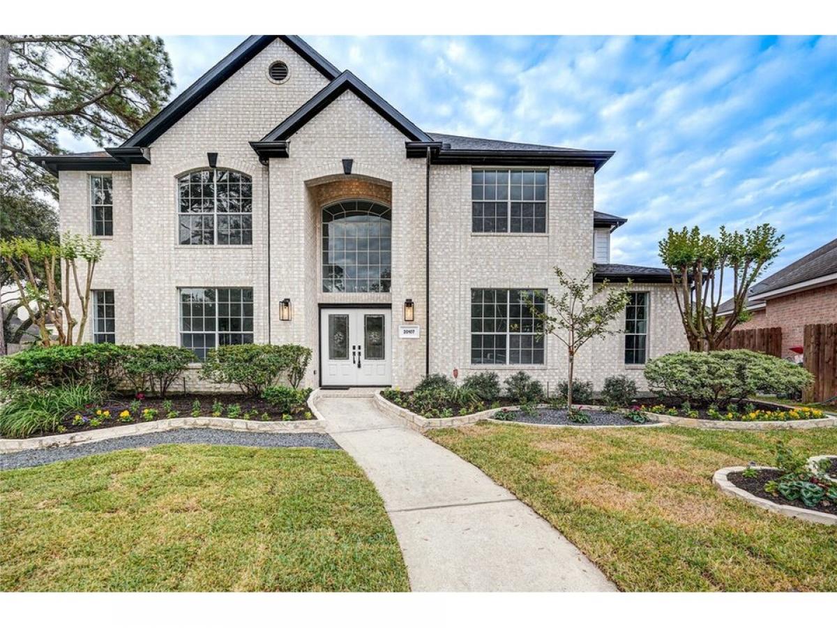 Picture of Home For Sale in Spring, Texas, United States