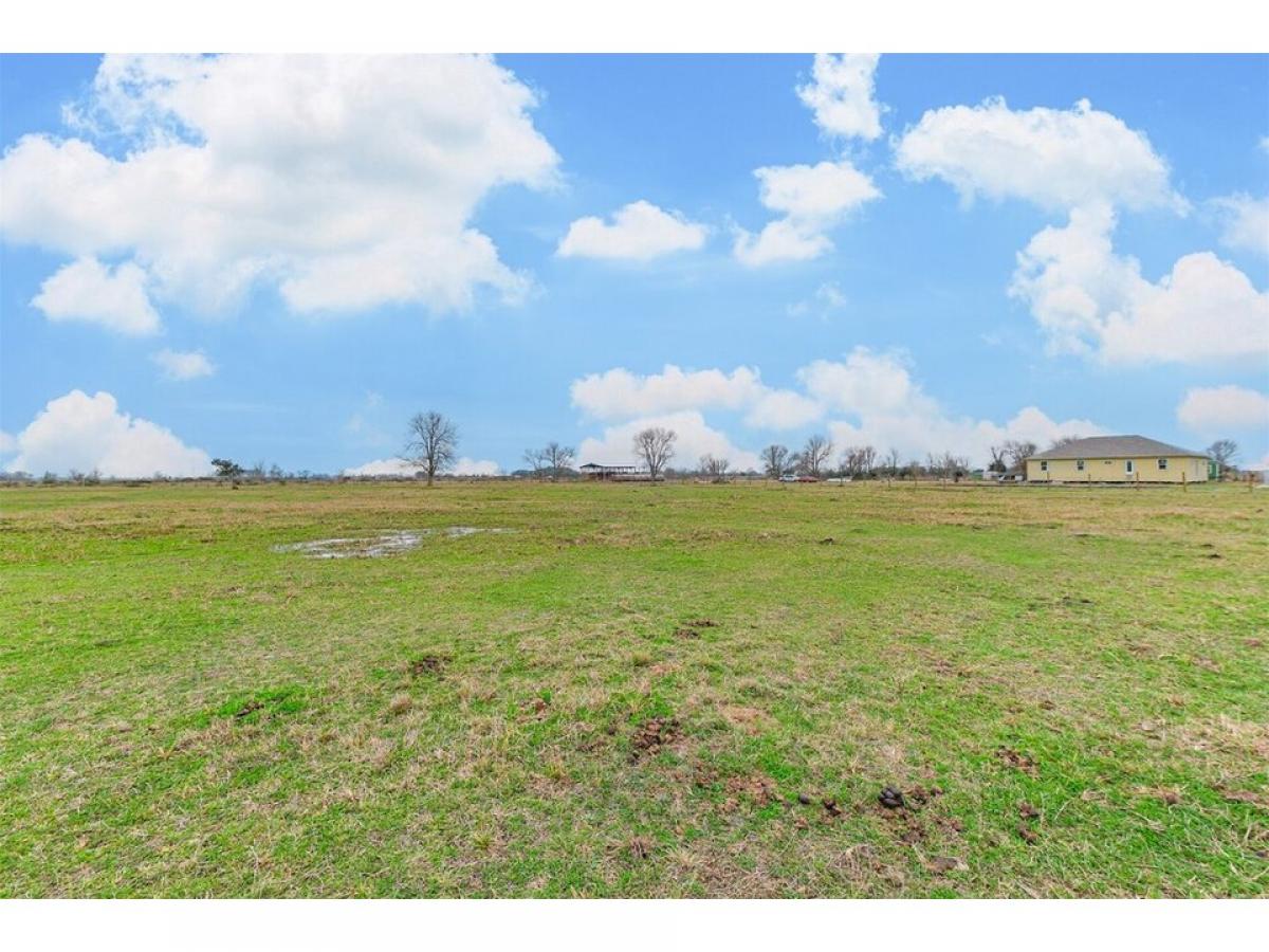 Picture of Residential Land For Sale in Needville, Texas, United States