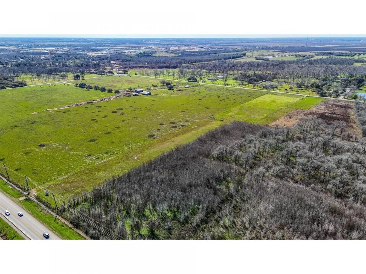 Picture of Residential Land For Sale in Rosenberg, Texas, United States