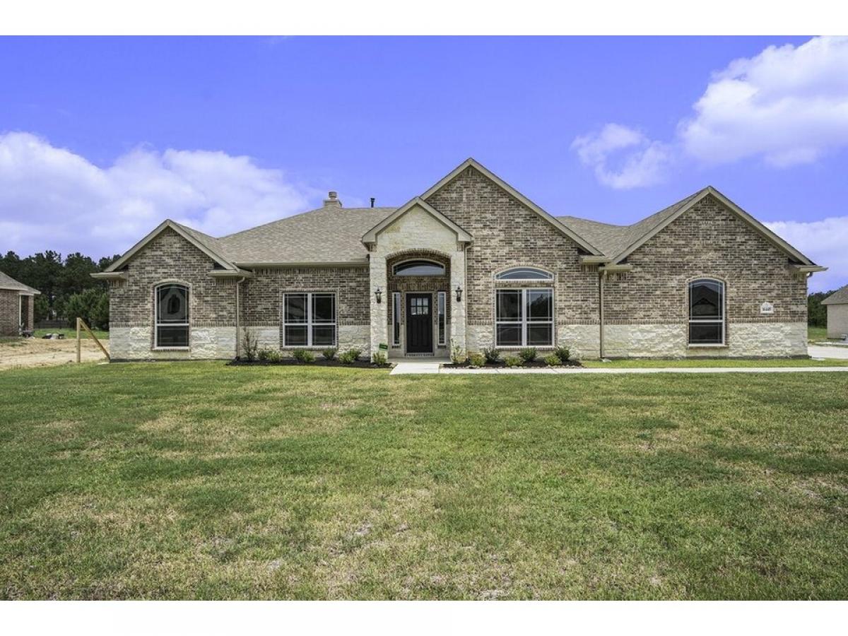 Picture of Home For Sale in Conroe, Texas, United States