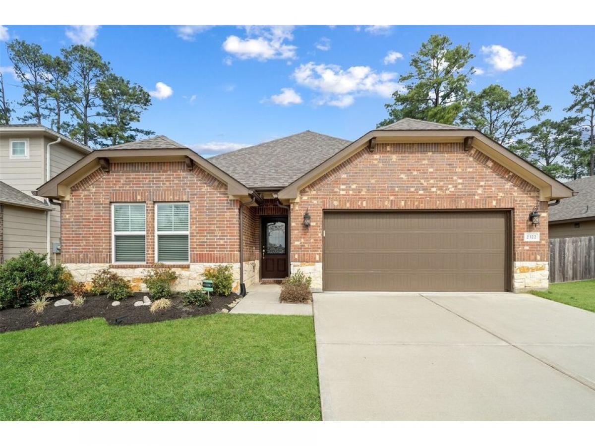 Picture of Home For Sale in Tomball, Texas, United States