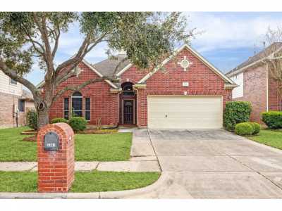 Home For Sale in Pearland, Texas