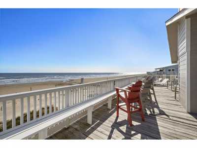 Home For Sale in Jamaica Beach, Texas