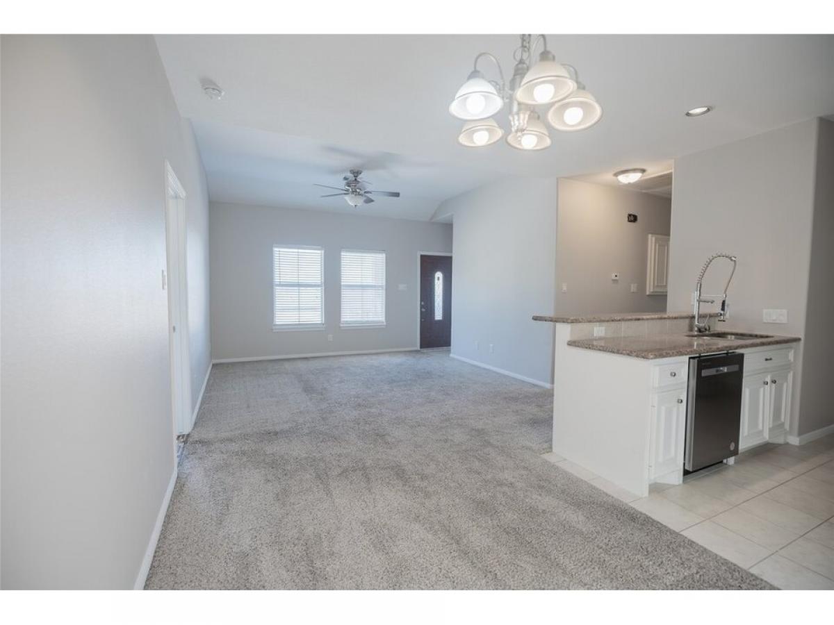 Picture of Home For Rent in Willis, Texas, United States