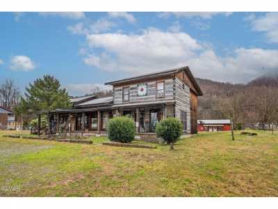 Home For Sale in Cosby, Tennessee