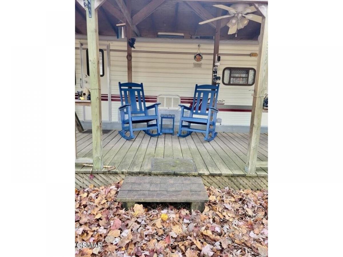 Picture of Residential Land For Sale in Cosby, Tennessee, United States