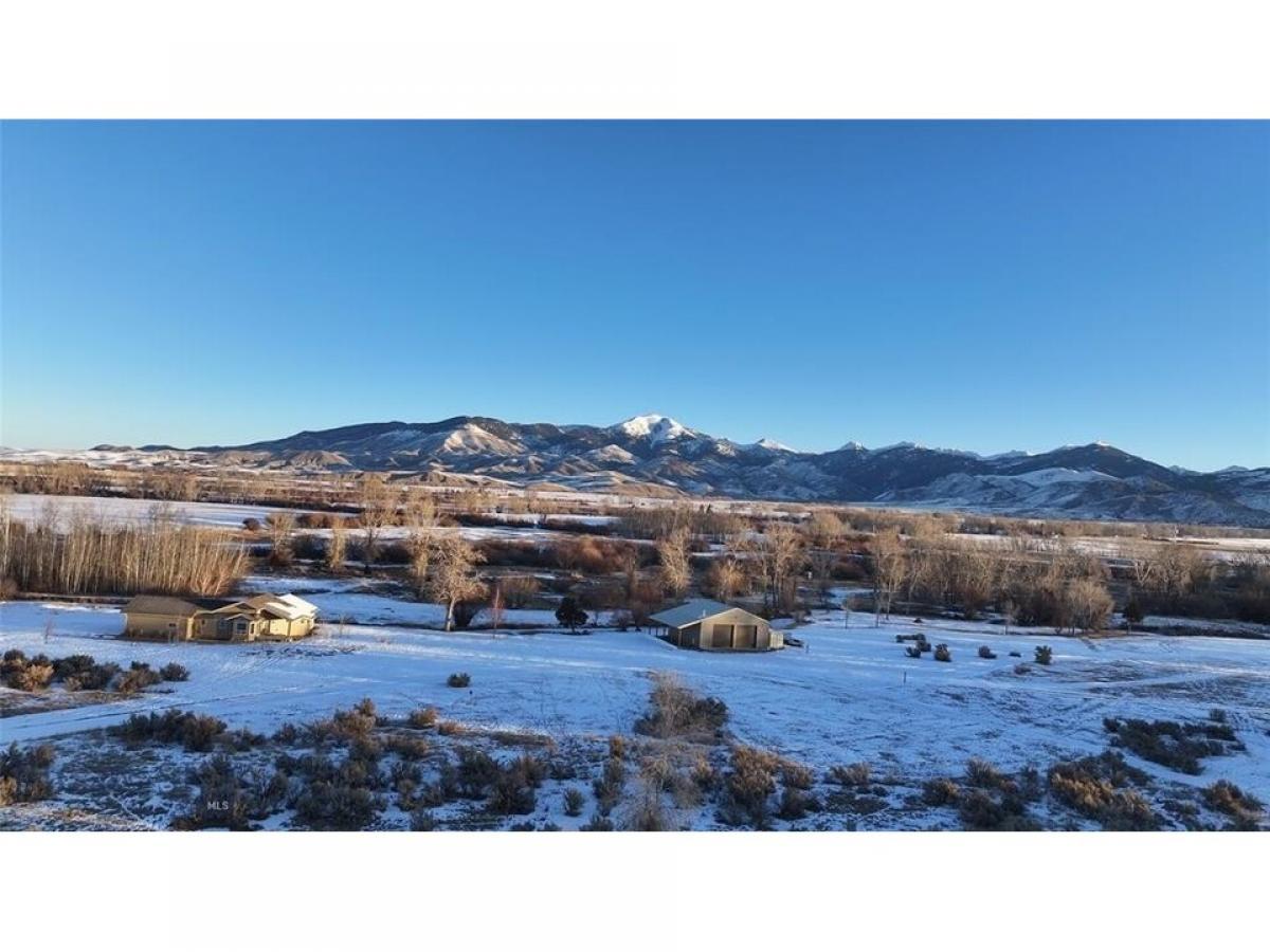 Picture of Home For Sale in Sheridan, Montana, United States