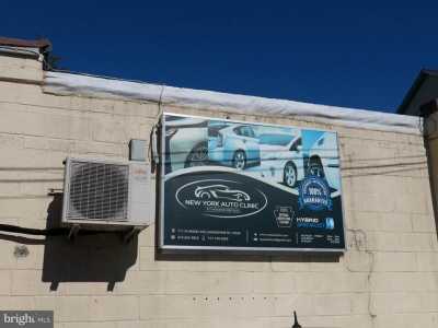 Home For Sale in Lansdowne, Pennsylvania