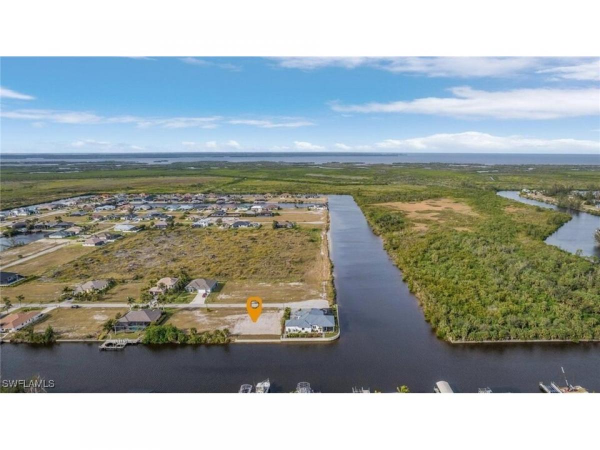 Picture of Residential Land For Sale in Cape Coral, Florida, United States