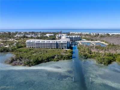 Home For Sale in Captiva, Florida