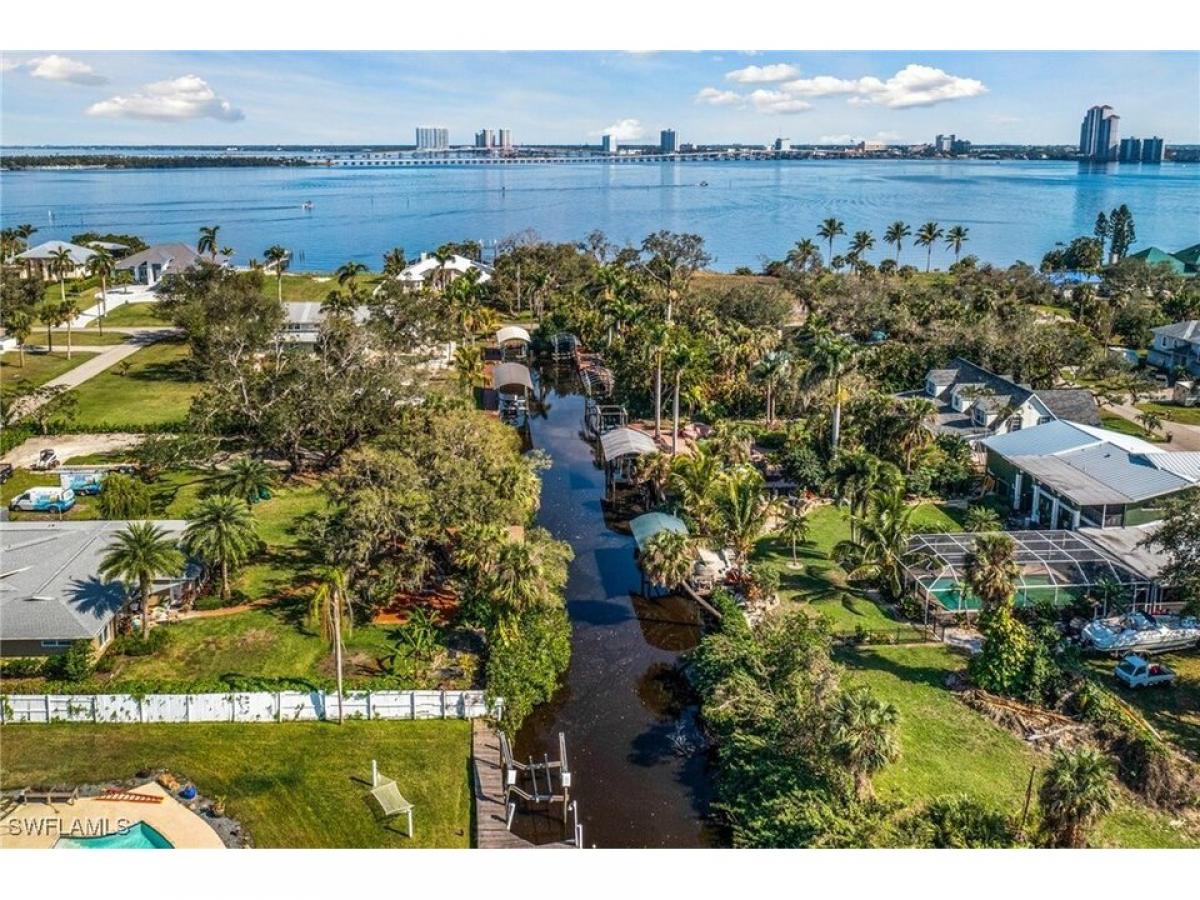 Picture of Residential Land For Sale in North Fort Myers, Florida, United States