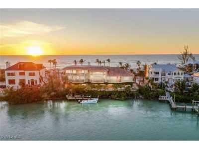 Home For Sale in Captiva, Florida