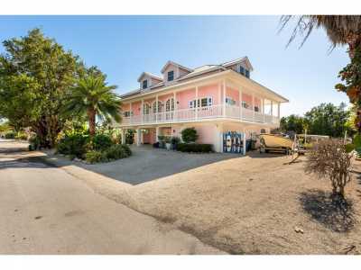 Home For Sale in Lower Matecumbe, Florida