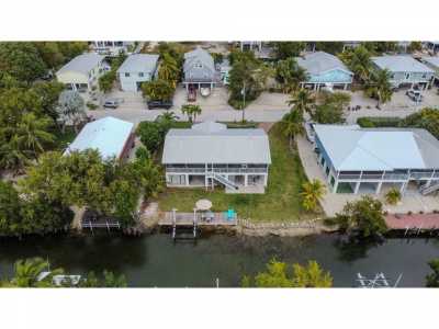 Home For Sale in Ramrod Key, Florida