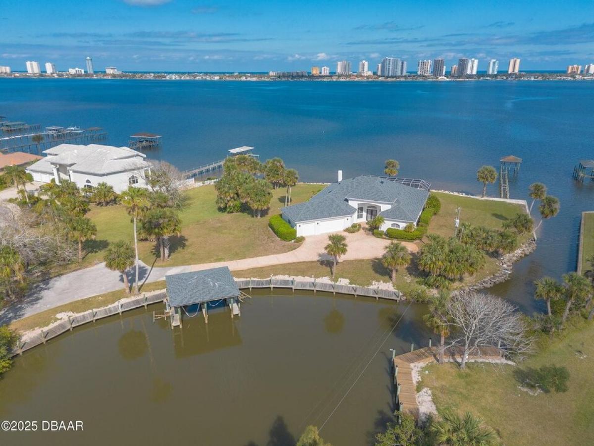 Picture of Home For Sale in South Daytona, Florida, United States
