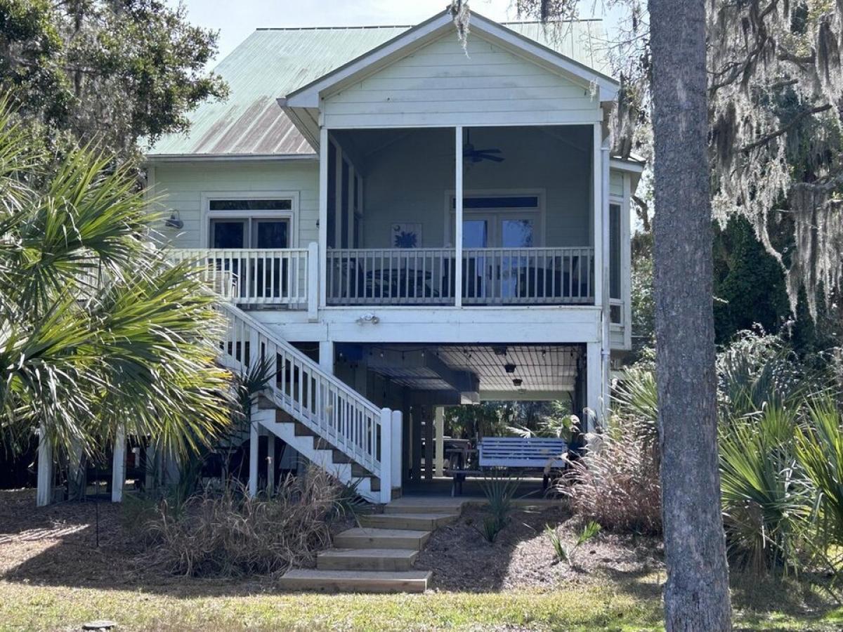 Picture of Home For Sale in Edisto Beach, South Carolina, United States