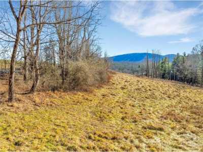 Residential Land For Sale in Hendersonville, North Carolina