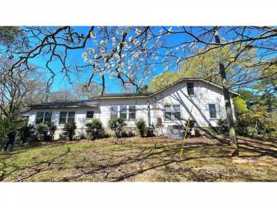 Home For Sale in Monroe, North Carolina