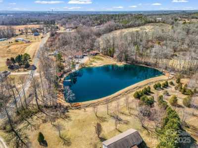 Home For Sale in Mooresboro, North Carolina
