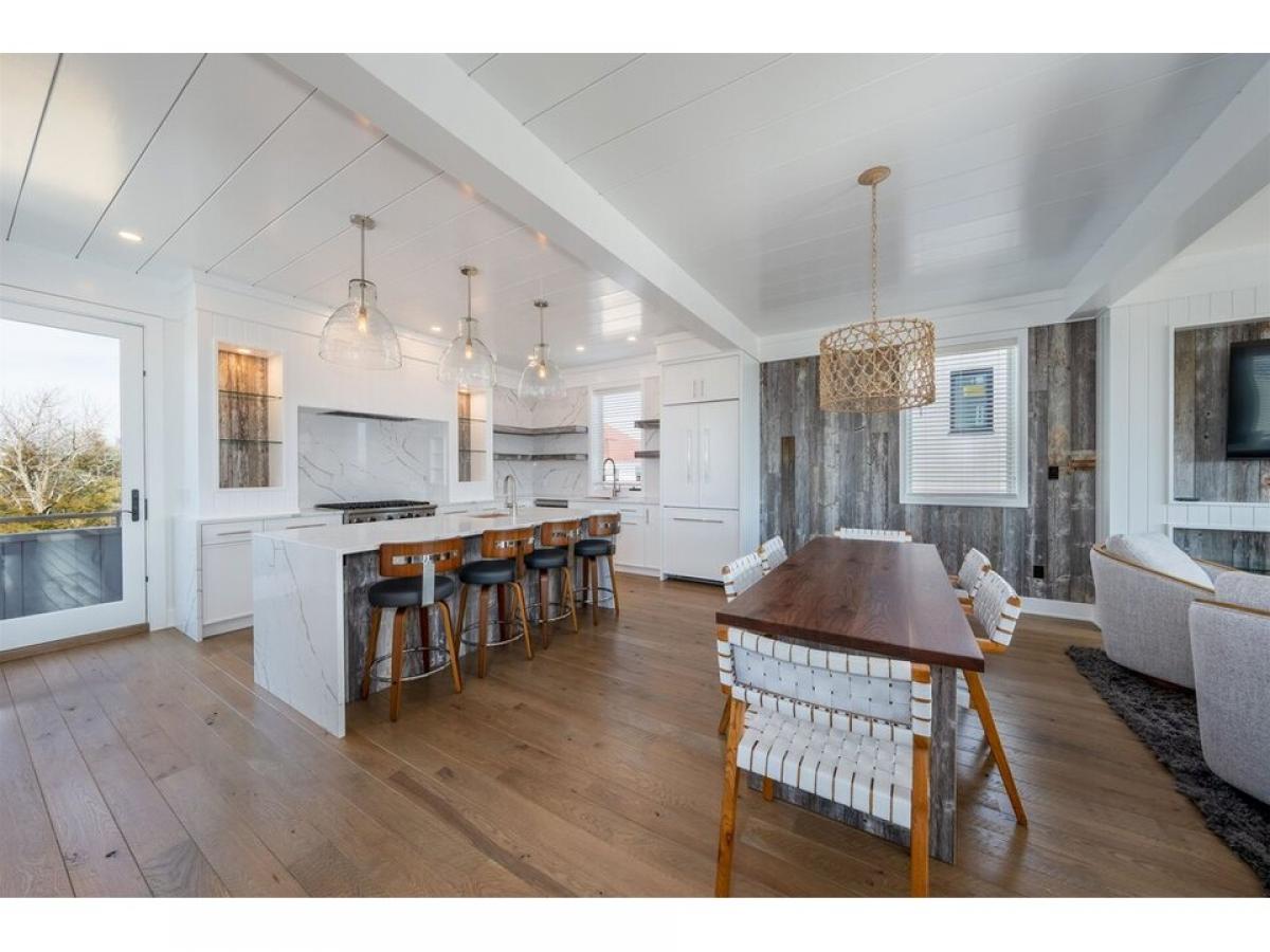 Picture of Home For Sale in Cape May Point, New Jersey, United States