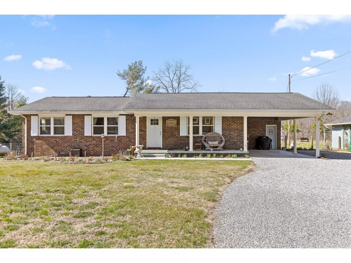 Picture of Home For Sale in Rising Fawn, Georgia, United States