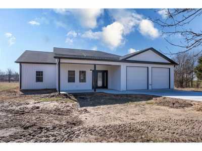 Home For Sale in Trenton, Georgia