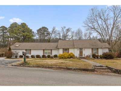 Home For Sale in Mcdonald, Tennessee