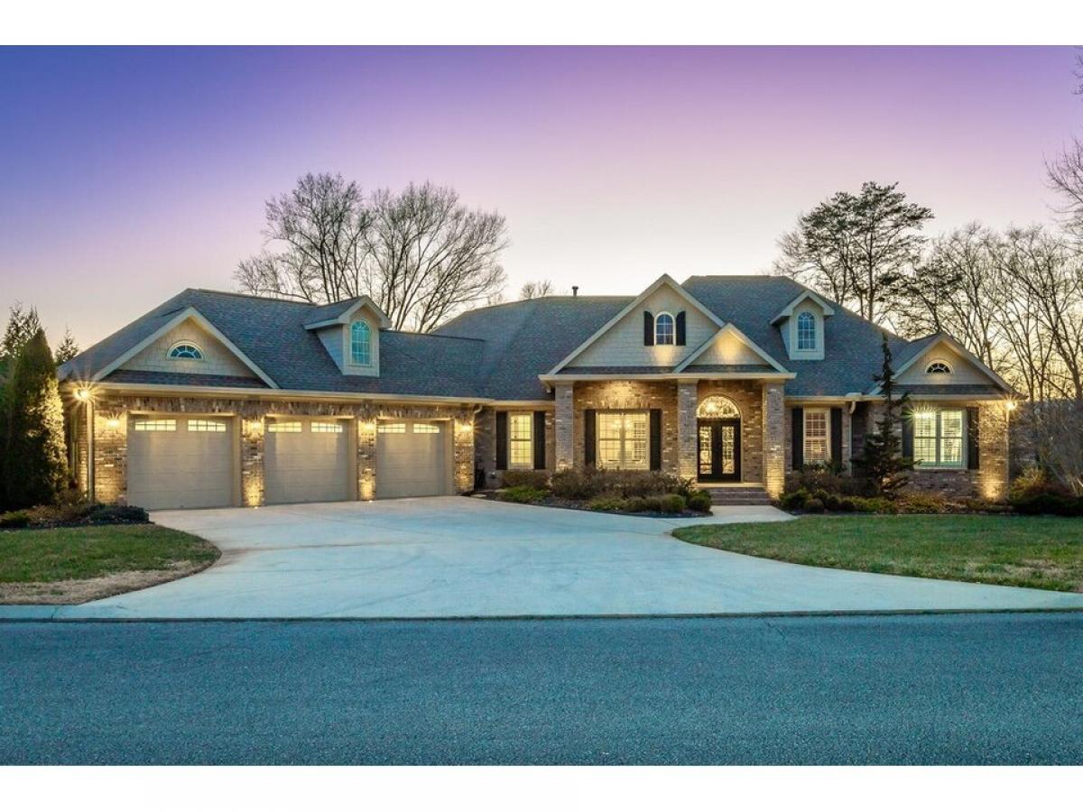 Picture of Home For Sale in Soddy Daisy, Tennessee, United States