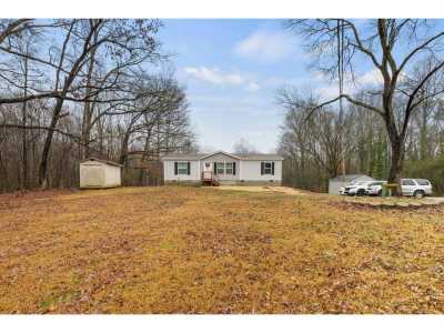 Home For Sale in Lafayette, Georgia