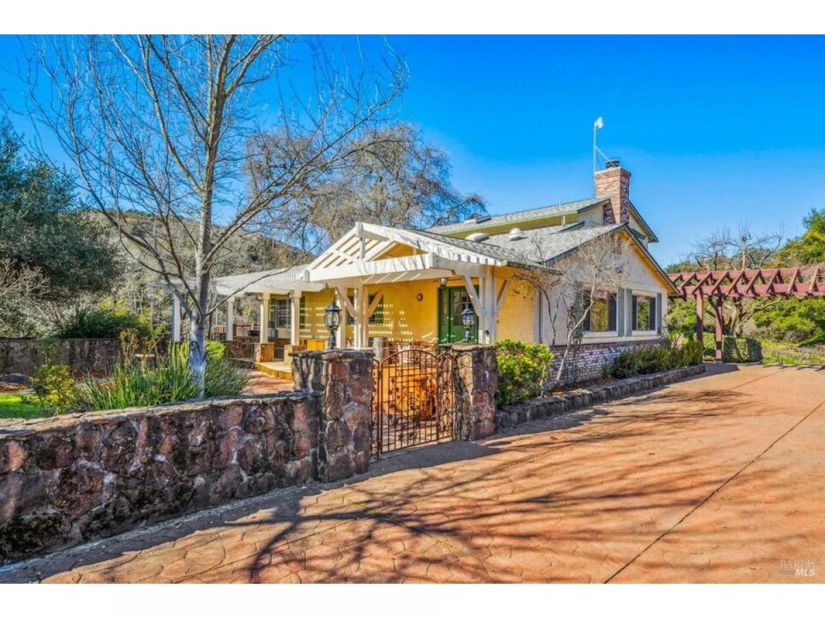 Picture of Home For Sale in Fairfield, California, United States