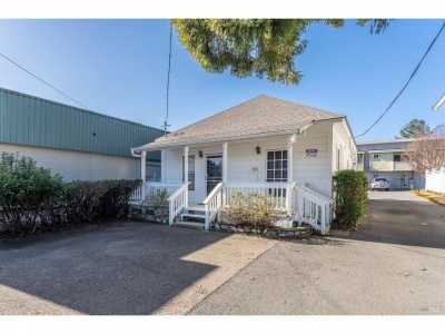 Home For Sale in Ukiah, California