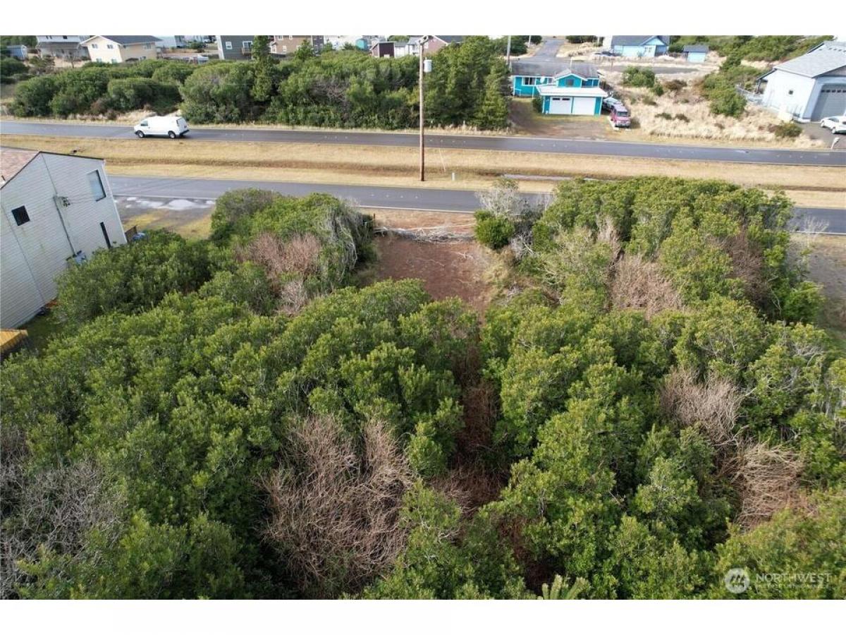 Picture of Residential Land For Sale in Ocean Shores, Washington, United States