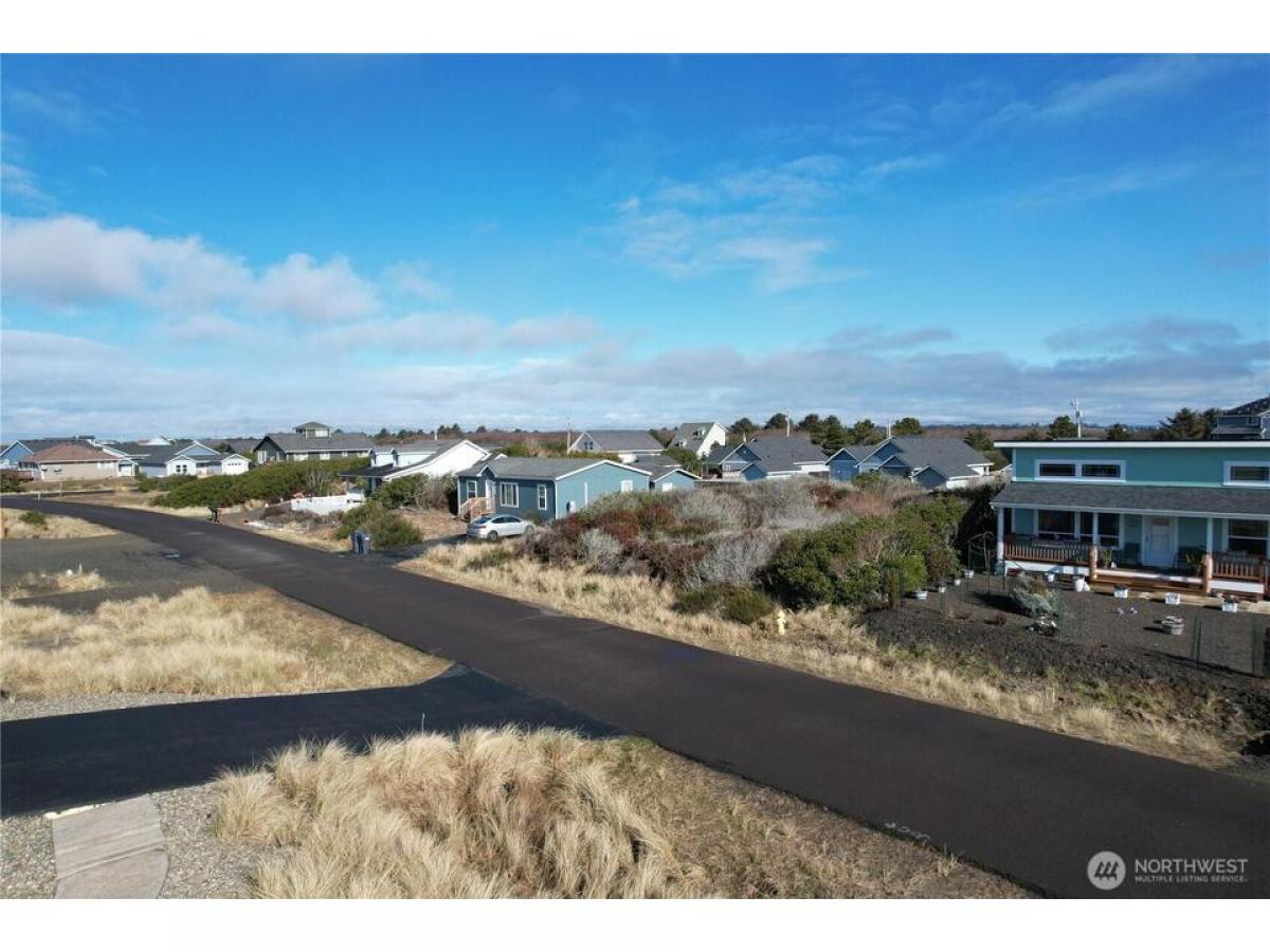 Picture of Residential Land For Sale in Ocean Shores, Washington, United States