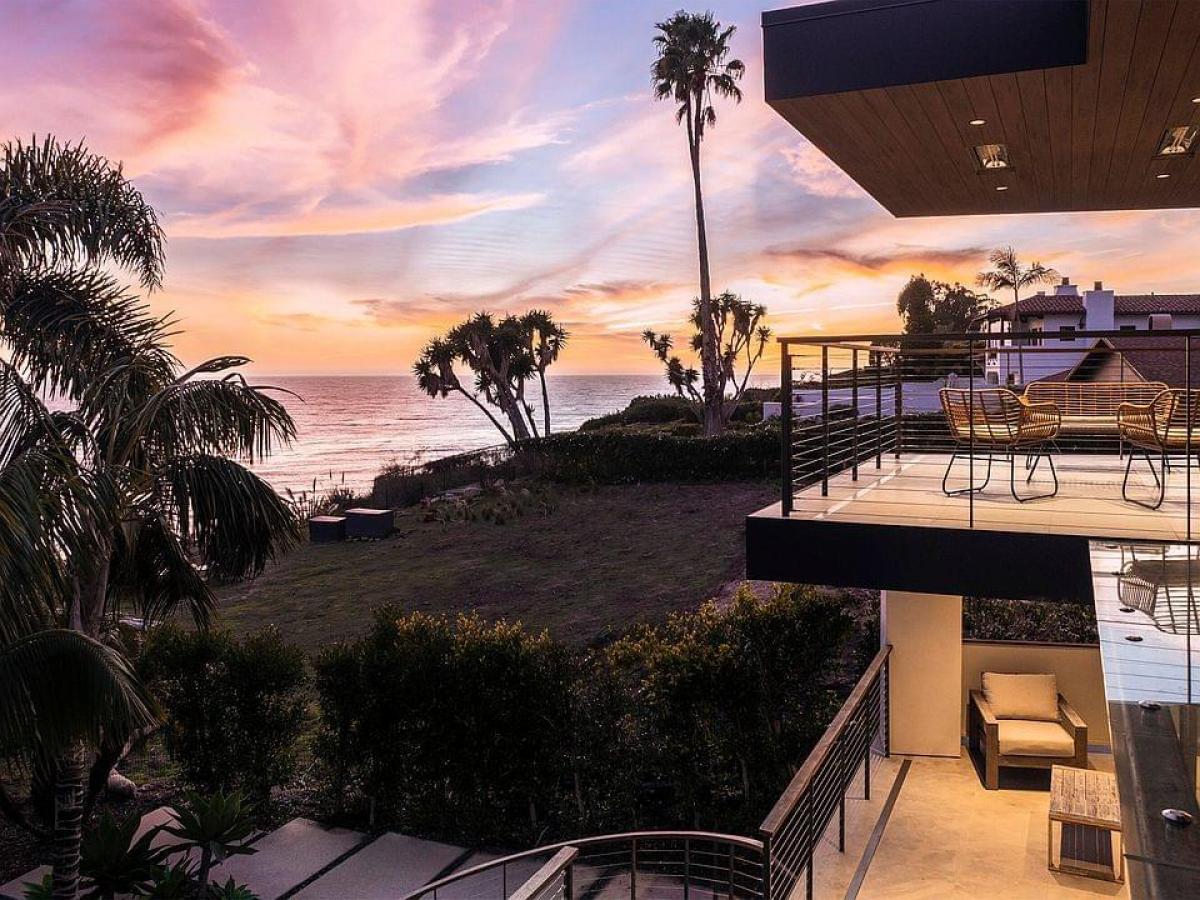 Picture of Home For Sale in Santa Barbara, California, United States