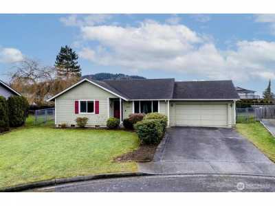 Home For Sale in Mount Vernon, Washington