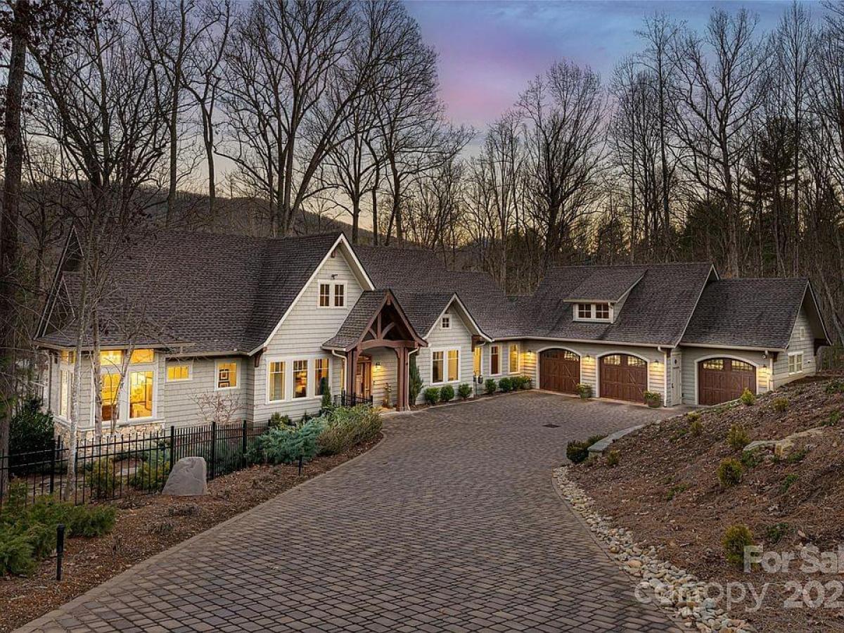 Picture of Home For Sale in Biltmore Lake, North Carolina, United States