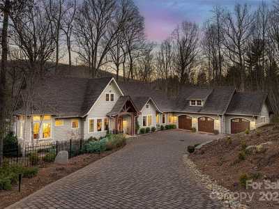 Home For Sale in Biltmore Lake, North Carolina