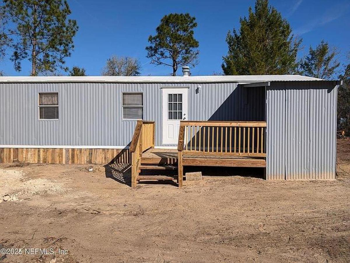 Picture of Home For Sale in Interlachen, Florida, United States