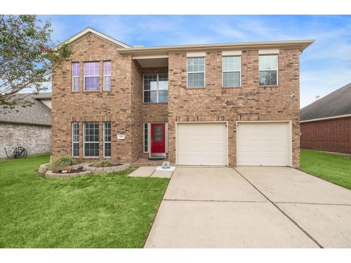 Picture of Home For Sale in Pearland, Texas, United States