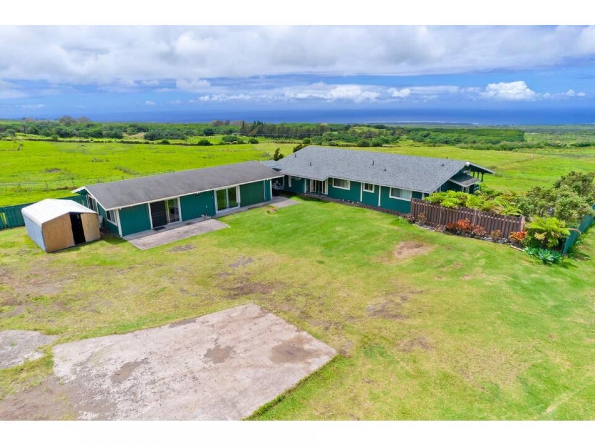 Picture of Home For Sale in Naalehu, Hawaii, United States