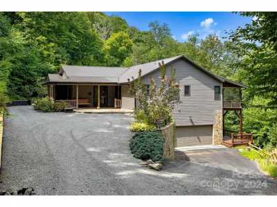 Home For Sale in Mars Hill, North Carolina
